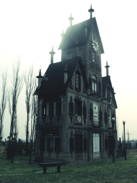 creepy_house_by_branstock-d3f0joo